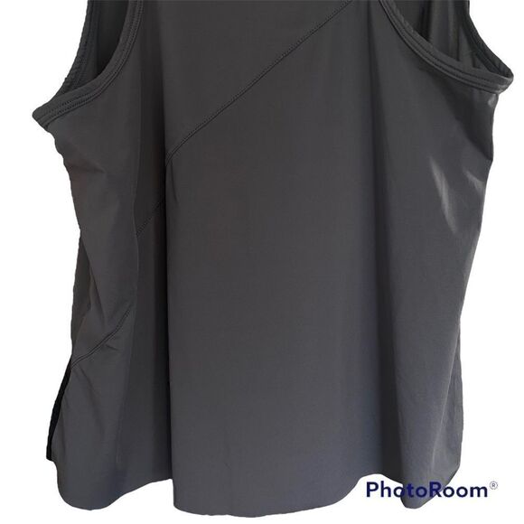 Gymshark athletic crop top tank - Picture 9 of 10